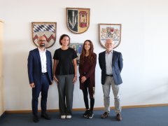 Neue Auszubildende Gresa Morina im Rathaus begrüßt